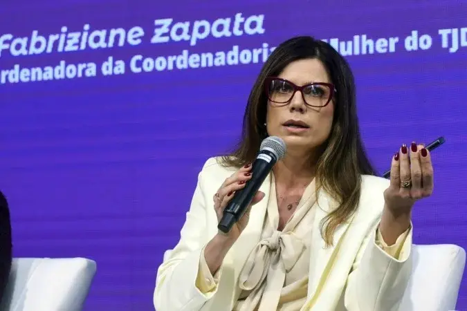 Magistrada do TJDFT participa de evento do Correio Braziliense sobre a proteção às mulheres